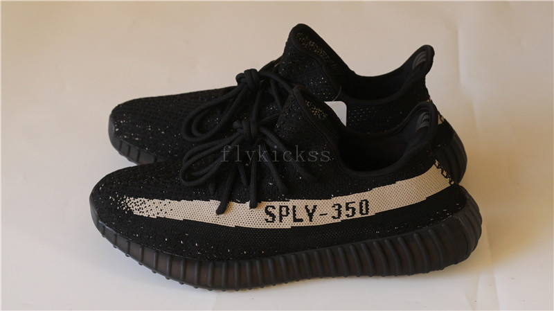 Adidas Yeezy Boost 350 V2 Oreo